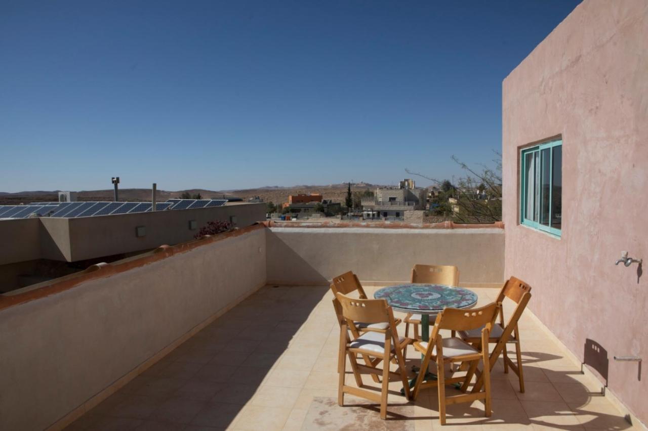 על הגג Otel Mitzpe Ramon Dış mekan fotoğraf
