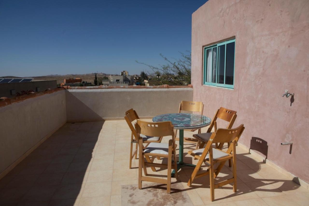 על הגג Otel Mitzpe Ramon Dış mekan fotoğraf